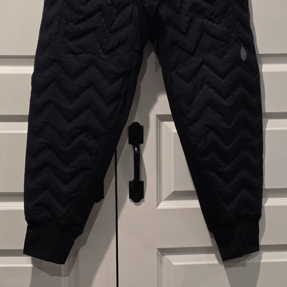 NWT: Free People Gettin Lost Packable Jogger Pants - Picture 6 of 9